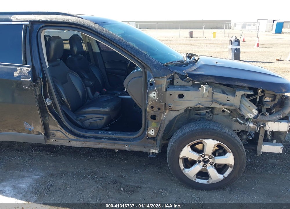 2018 JEEP COMPASS LATITUDE FWD VIN: 3C4NJCBB6JT503152