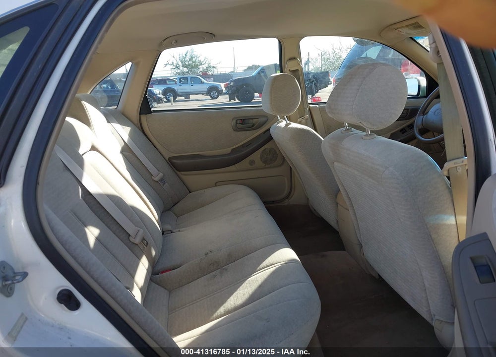 1999 TOYOTA AVALON XL VIN: 4T1BF18B7XU318750