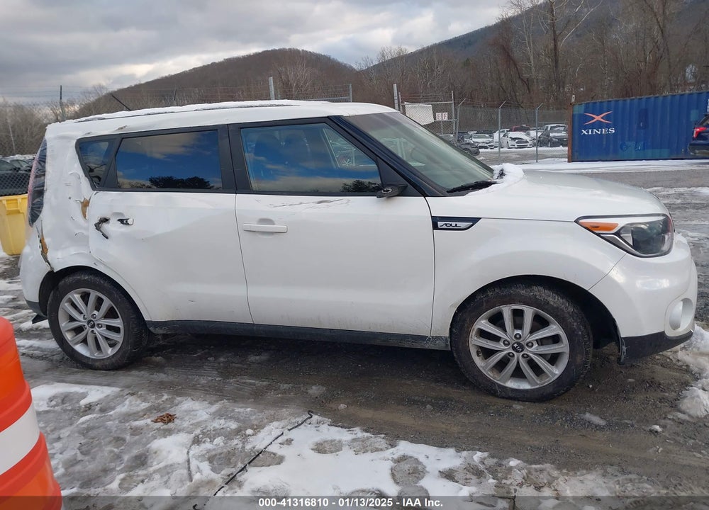 2018 KIA SOUL VIN: KNDJP3A5XJ7610993
