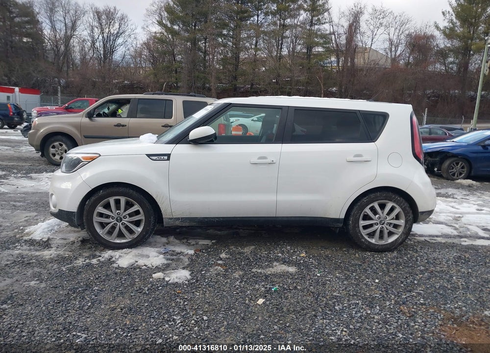 2018 KIA SOUL VIN: KNDJP3A5XJ7610993