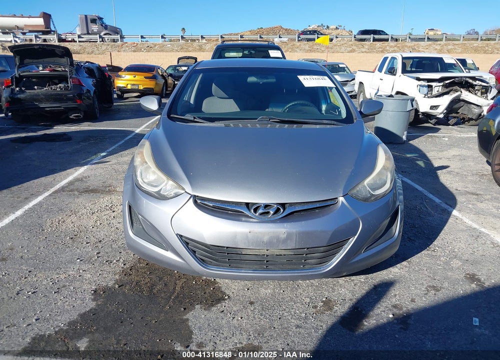 2016 HYUNDAI ELANTRA SE VIN: 5NPDH4AE5GH731645