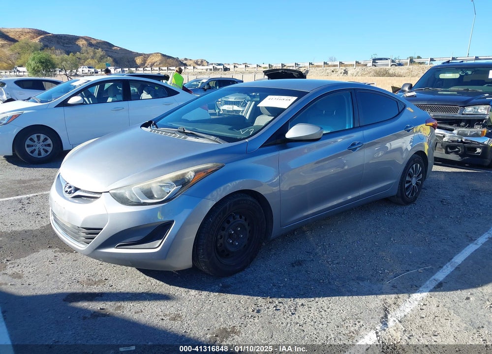 2016 HYUNDAI ELANTRA SE VIN: 5NPDH4AE5GH731645