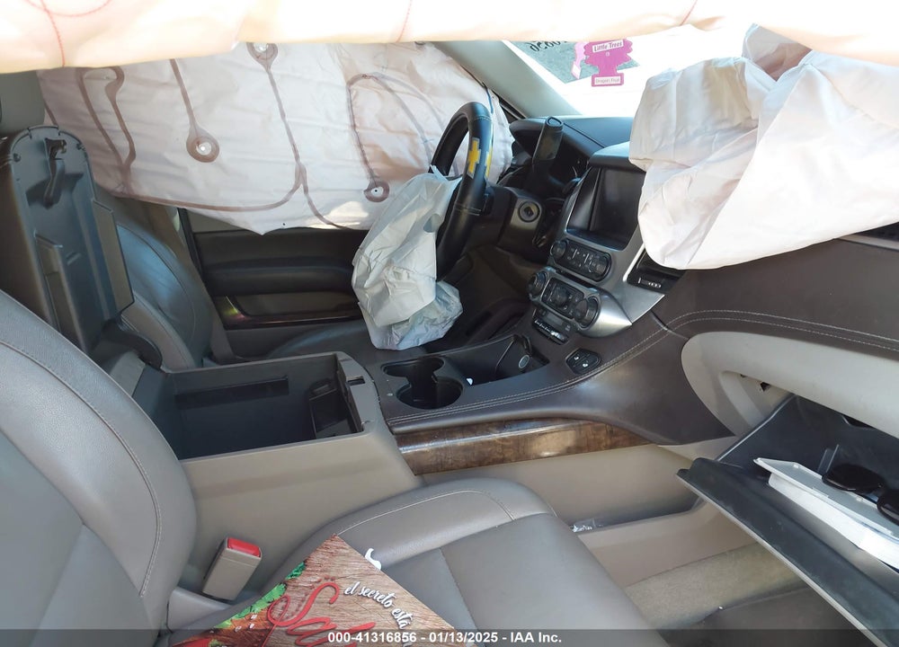 2016 CHEVROLET SUBURBAN LT VIN: 1GNSKHKC3GR152389