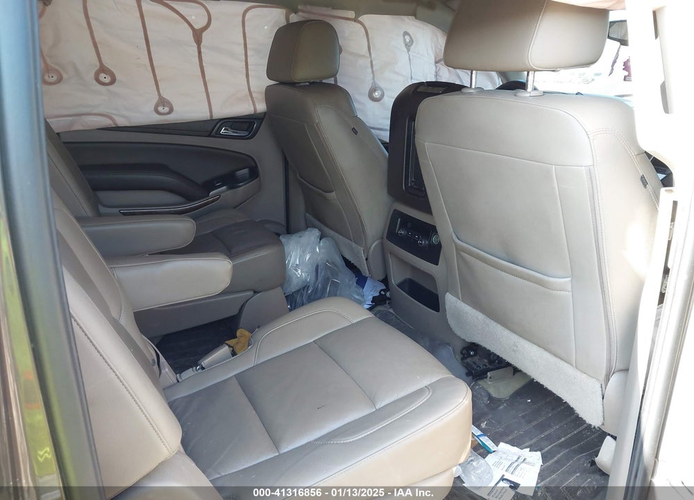 2016 CHEVROLET SUBURBAN LT VIN: 1GNSKHKC3GR152389