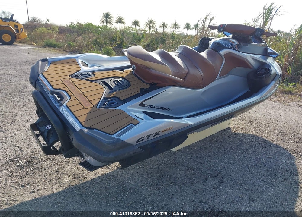 2018 SEADOO --- VIN: YDV22690E818