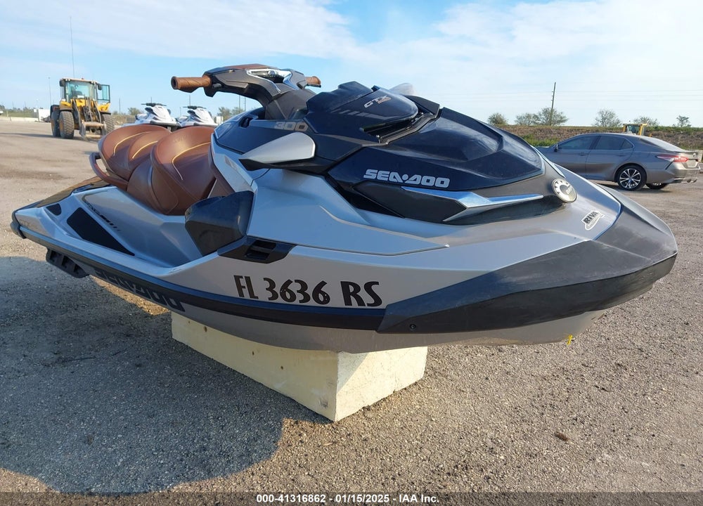 2018 SEADOO --- VIN: YDV22690E818