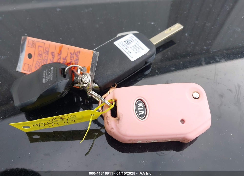 2020 KIA SOUL VIN: KNDJ63AU5L7044349