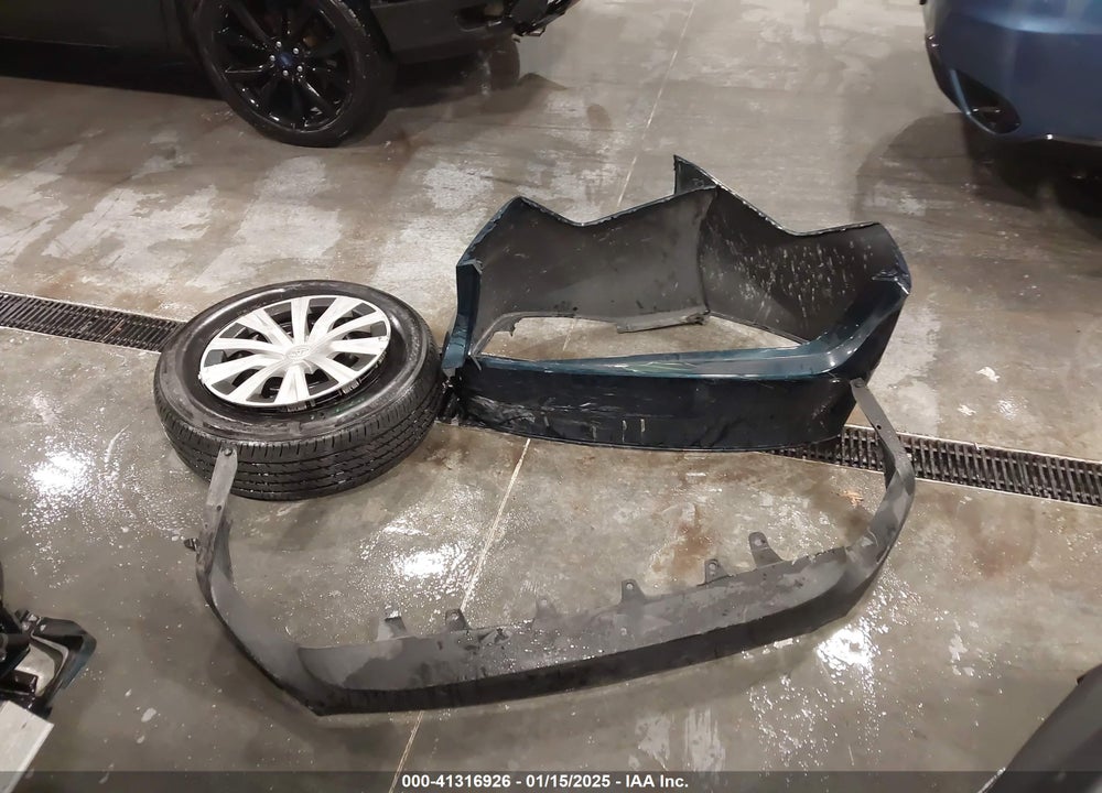 2021 TOYOTA CAMRY VIN: 4T1C31AK6MU566636