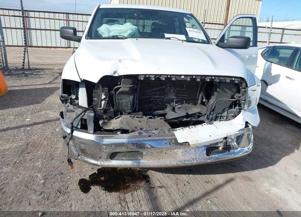 2019 RAM 1500 CLASSIC VIN: 1C6RR6TT7KS706841