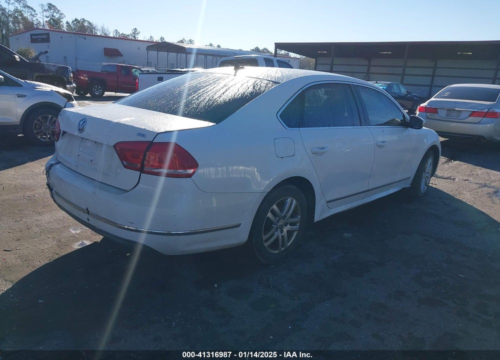 2013 VOLKSWAGEN PASSAT VIN: 1VWCH7A34DC069959