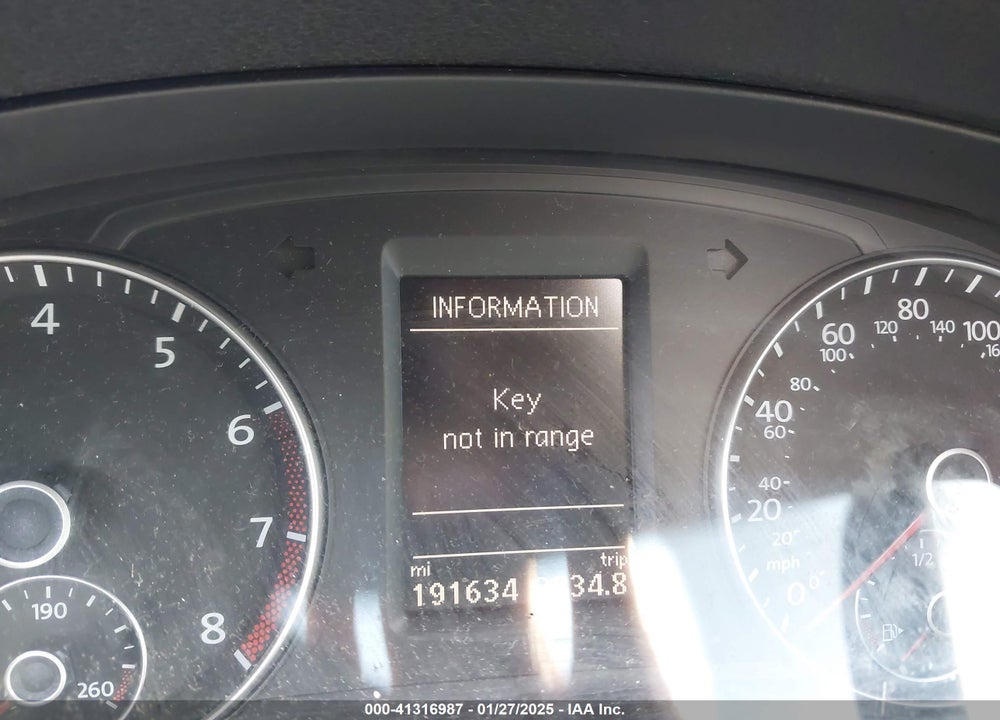 2013 VOLKSWAGEN PASSAT VIN: 1VWCH7A34DC069959