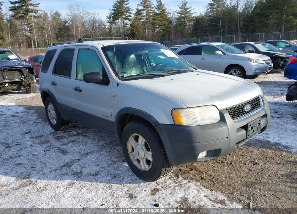 2002 FORD ESCAPE XLT VIN: 1FMCU04182KD82690