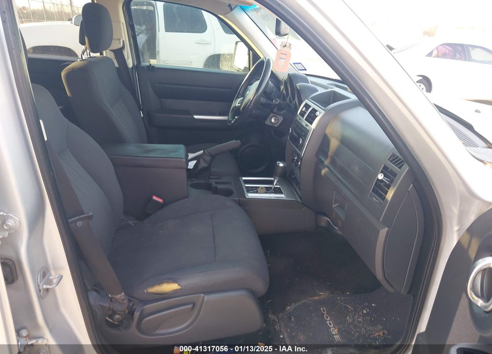 2011 DODGE NITRO SXT VIN: 1D4PT5GK1BW540941
