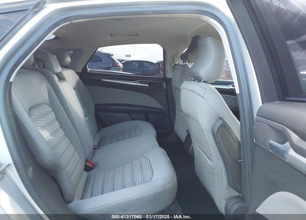 2016 FORD FUSION VIN: 3FA6P0G79GR182080