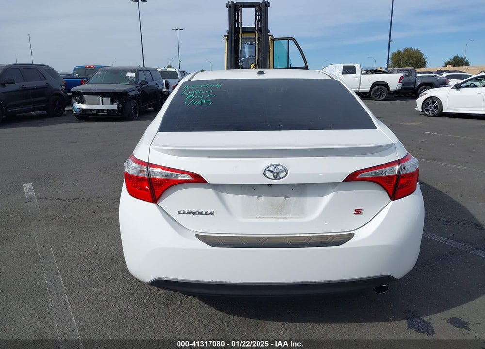 2014 TOYOTA COROLLA L/LE/LE PLS/PRM/S/S PLS VIN: 5YFBURHEXEP041167