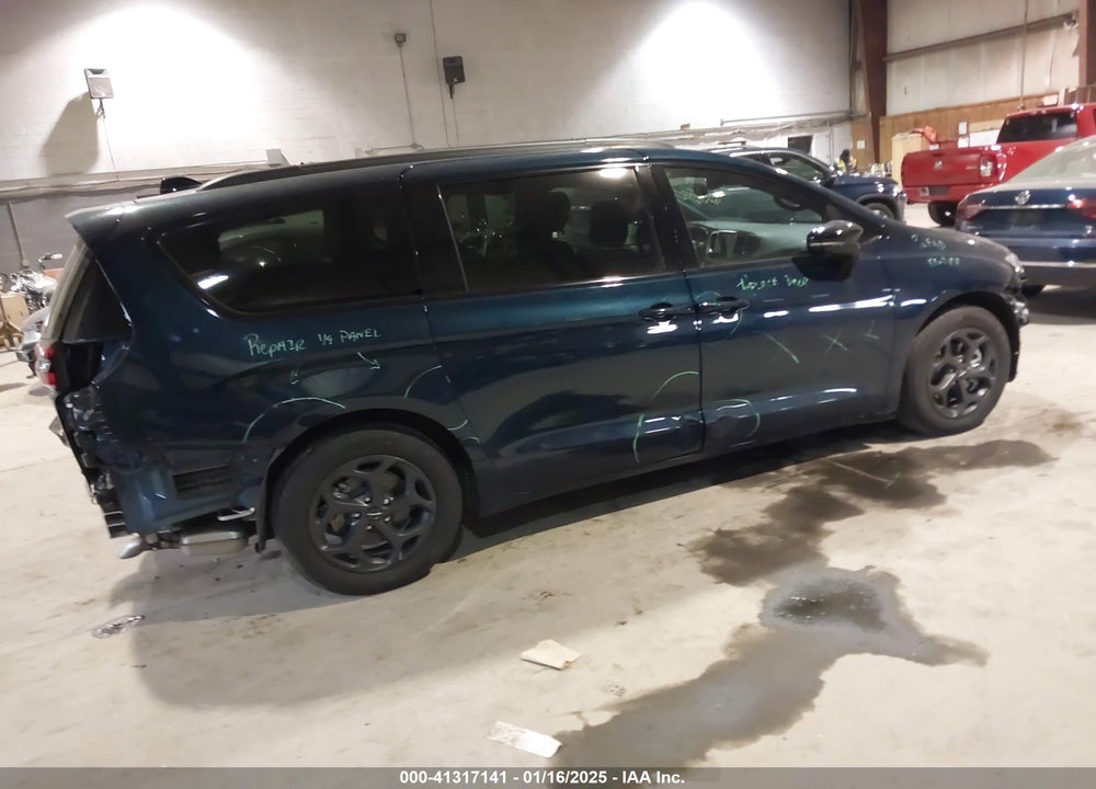 2023 CHRYSLER PACIFICA HYBRID LIMITED VIN: 2C4RC1S74PR554723