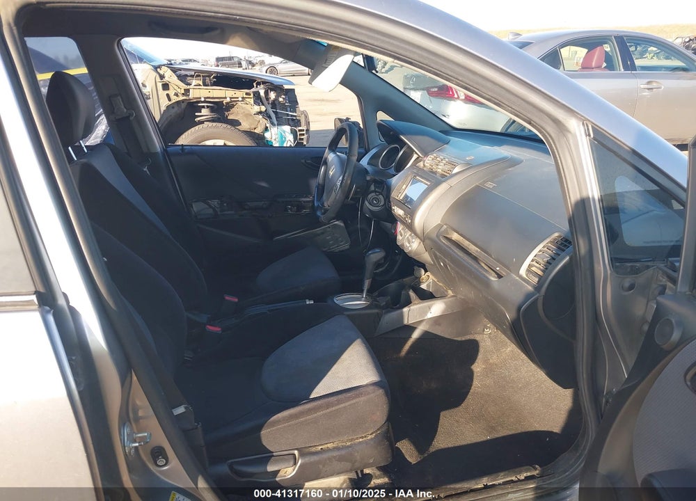 2008 HONDA FIT SPORT VIN: JHMGD38658S050145