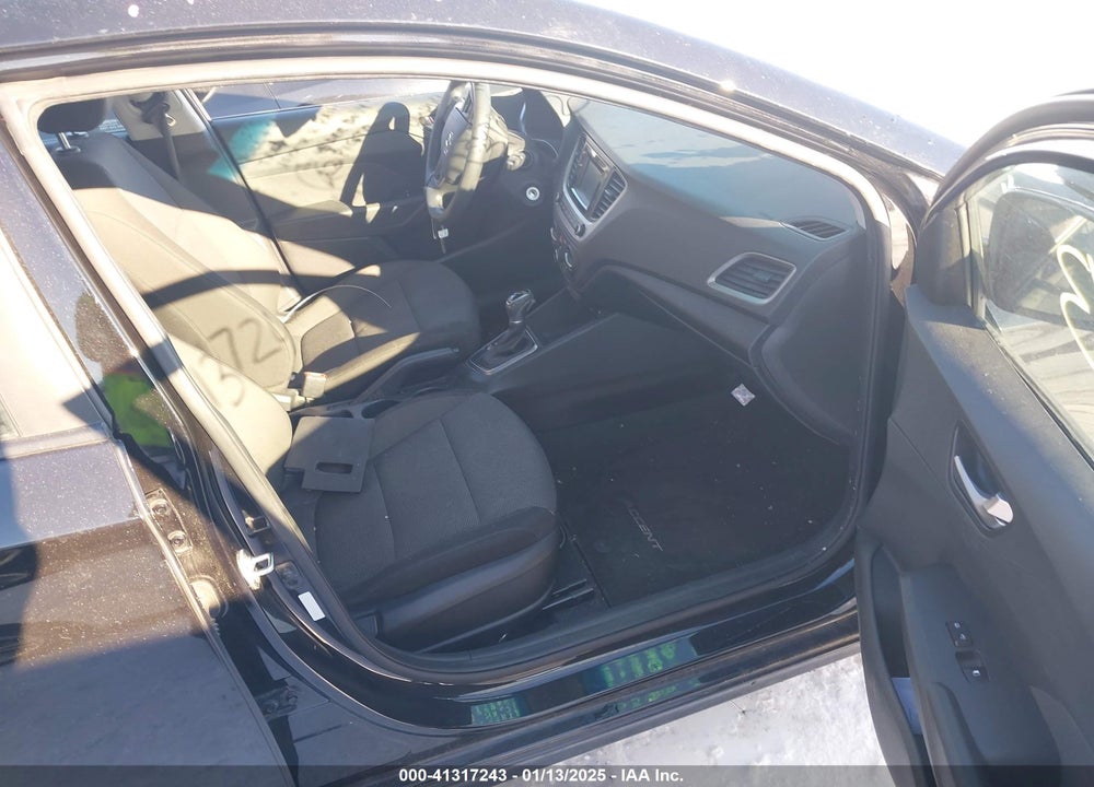 2018 HYUNDAI ACCENT VIN: 3KPC24A30JE021933