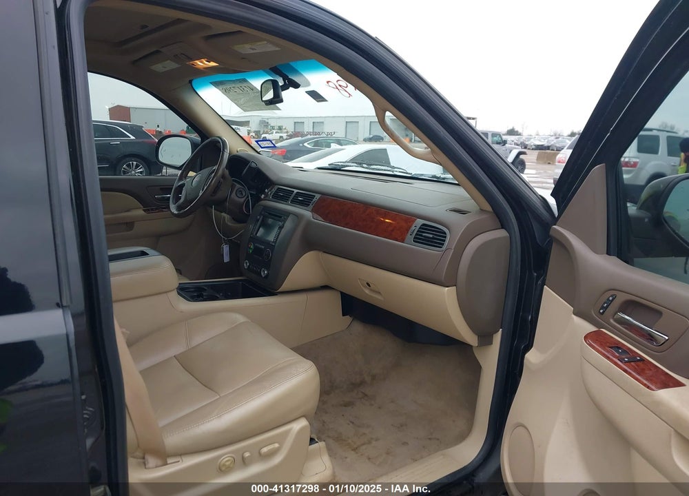 2010 GMC YUKON SLT VIN: 1GKUCCE03AR188422