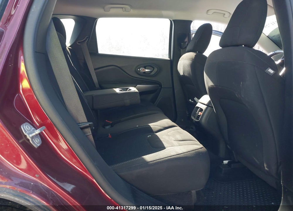 2019 JEEP CHEROKEE VIN: 1C4PJMCB4KD190249