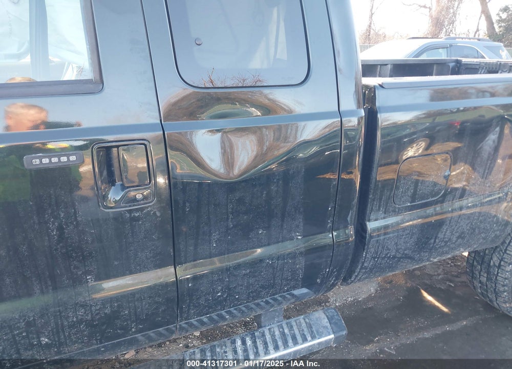 2014 FORD F-250 LARIAT VIN: 1FT7X2B62EEA88583