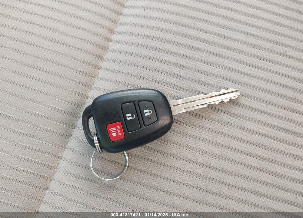 2013 TOYOTA RAV4 VIN: 2T3ZFREV0DW055483