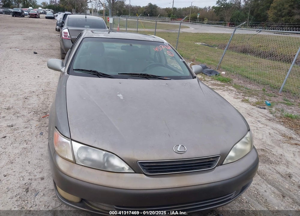 1999 LEXUS ES 300 VIN: JT8BF28G4X5055020