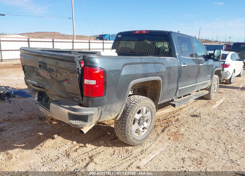 2018 GMC SIERRA 2500HD SLT VIN: 1GT12TEG7JF255622