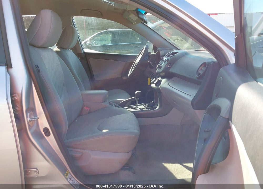 2011 TOYOTA RAV4 VIN: 2T3ZF4DV4BW102029