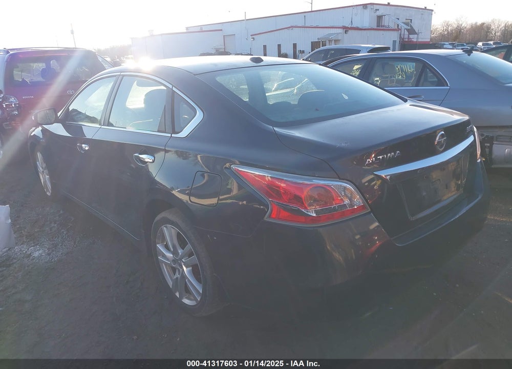 2013 NISSAN ALTIMA VIN: 1N4BL3AP4DC136686