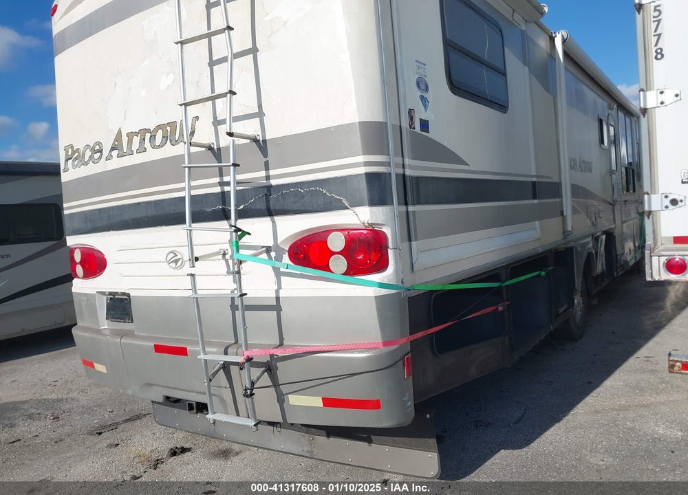 2002 WORKHORSE CUSTOM CHASSIS MOTORHOME CHASSIS W22 VIN: 5B4MP67GX23350648