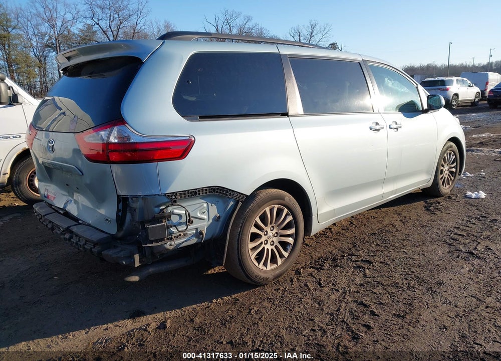 2015 TOYOTA SIENNA XLE 8 PASSENGER VIN: 5TDYK3DC9FS551312