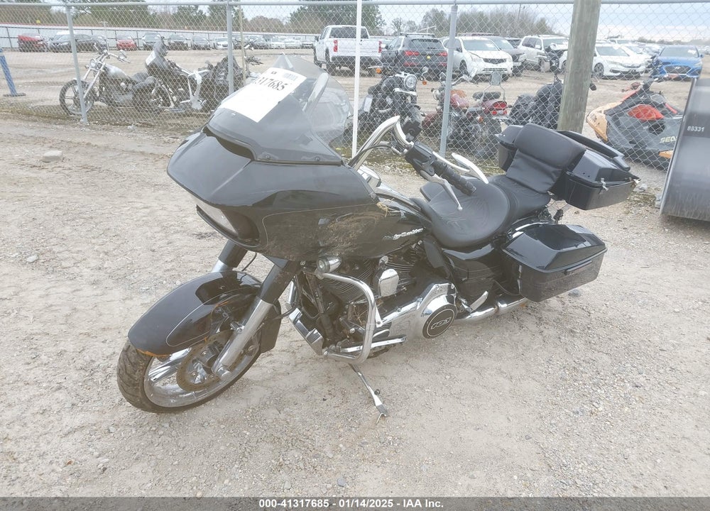 2016 HARLEY-DAVIDSON FLTRXS ROAD GLIDE SPECIAL VIN: 1HD1KTM1XGB645089