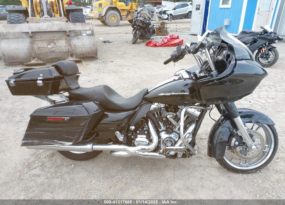 2016 HARLEY-DAVIDSON FLTRXS ROAD GLIDE SPECIAL VIN: 1HD1KTM1XGB645089