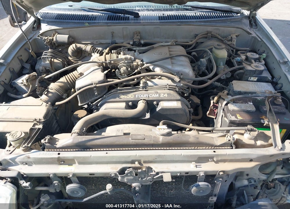 2000 TOYOTA 4RUNNER SR5 VIN: JT3GN86R7Y0163099