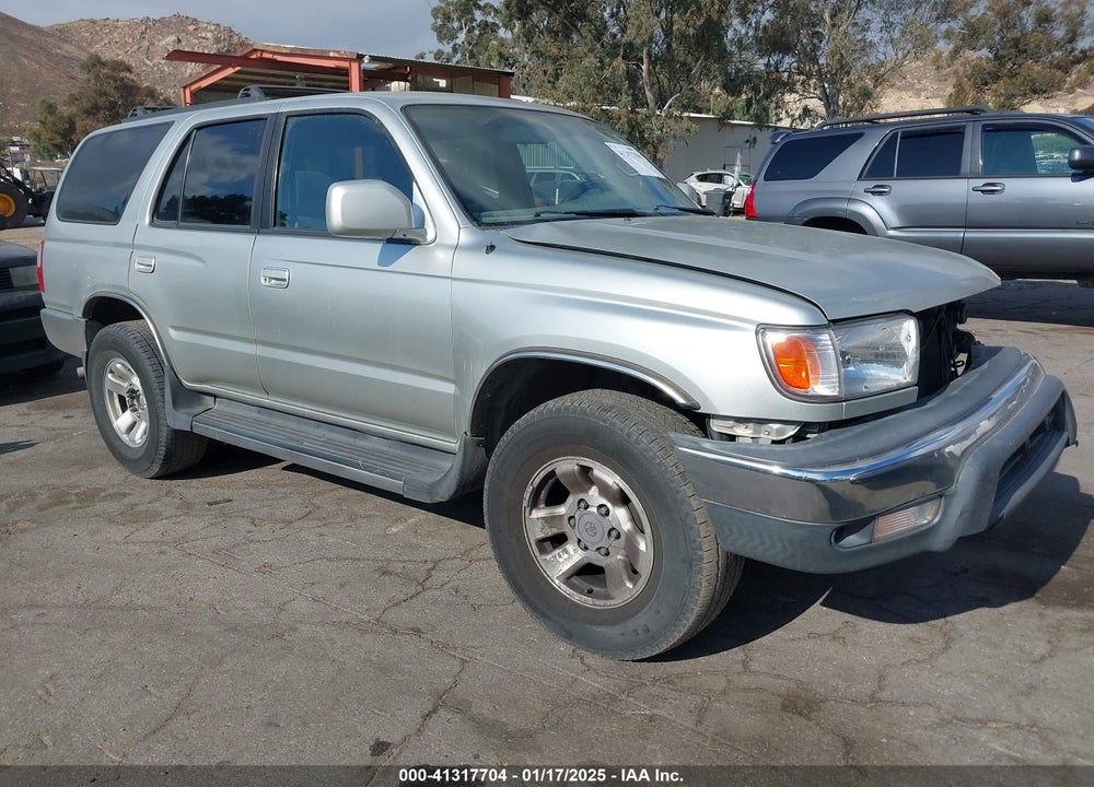 2000 TOYOTA 4RUNNER SR5 VIN: JT3GN86R7Y0163099