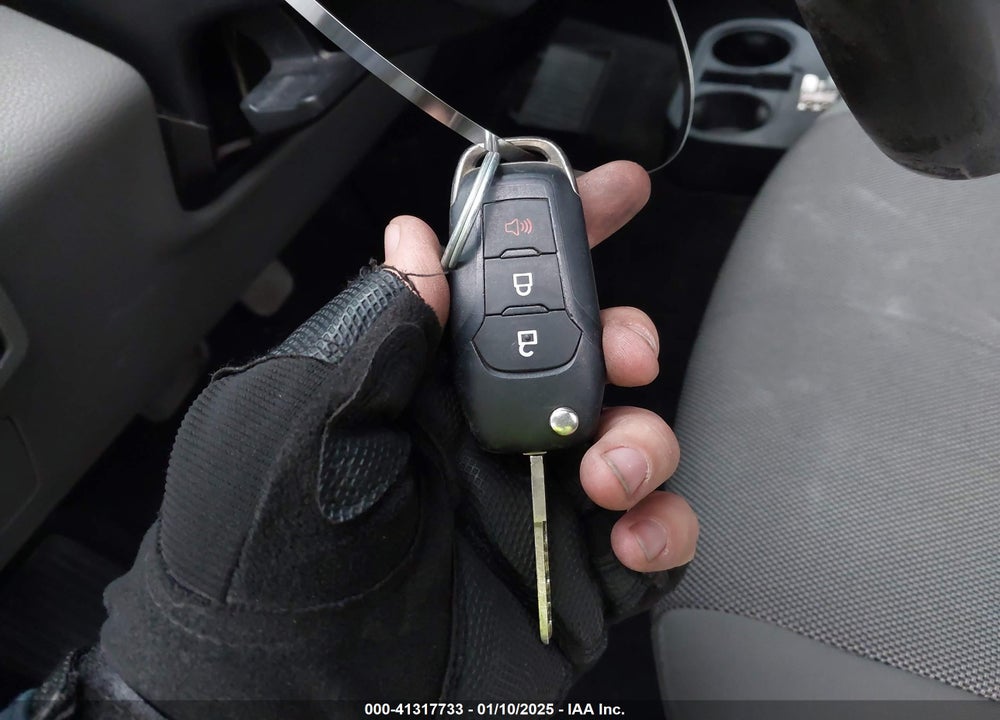 2019 FORD F-150 XL VIN: 1FTEW1E56KFA68477