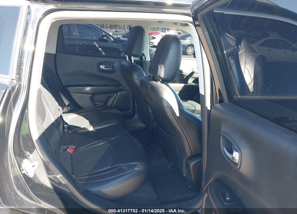 2018 JEEP COMPASS VIN: 3C4NJDCBXJT115247