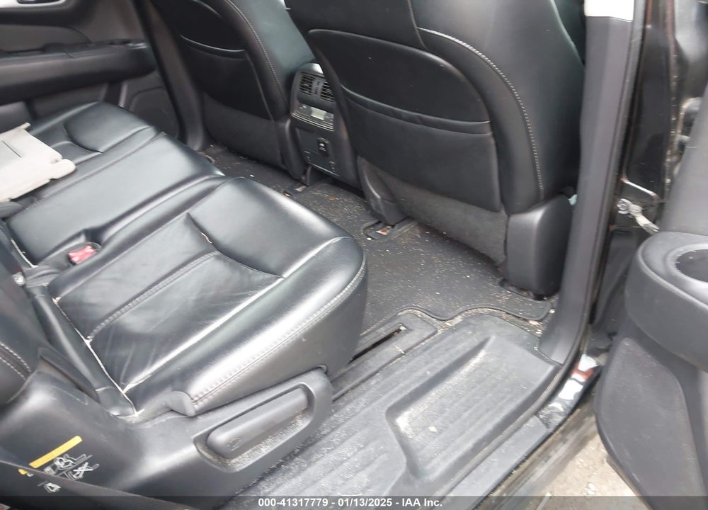 2015 NISSAN PATHFINDER SL VIN: 5N1AR2MM5FC630120