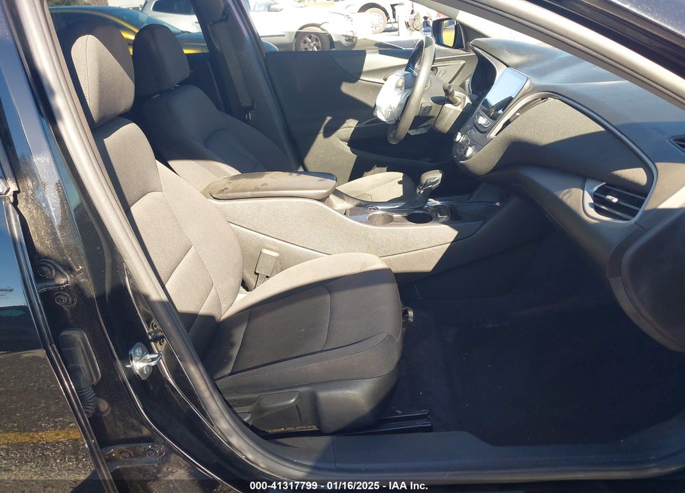 2022 CHEVROLET MALIBU VIN: 1G1ZD5ST0NF127165