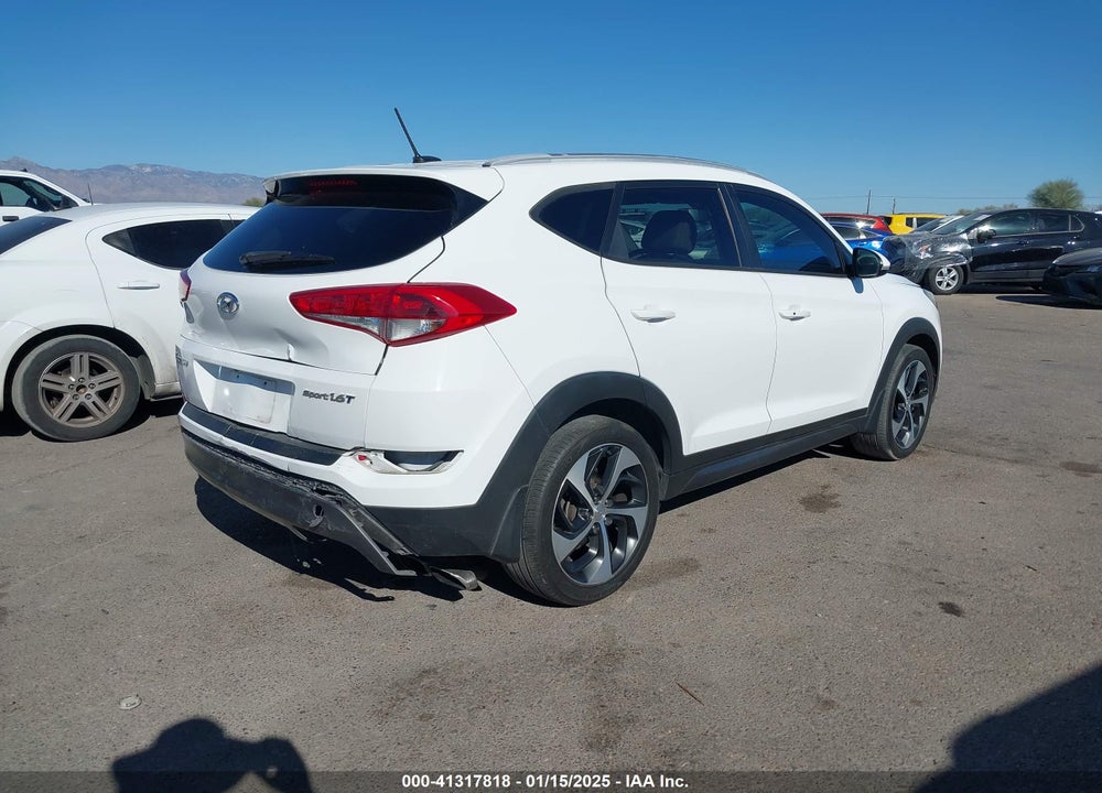 2016 HYUNDAI TUCSON VIN: KM8J33A25GU073747