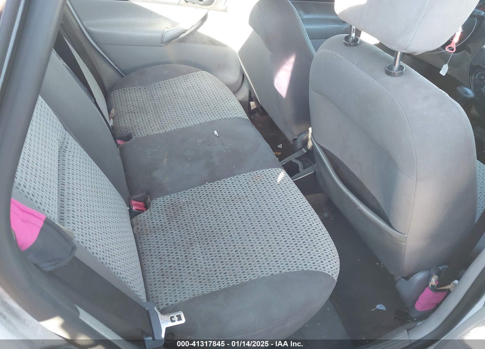 2006 FORD FOCUS ZX4 VIN: 1FAFP34N66W203001