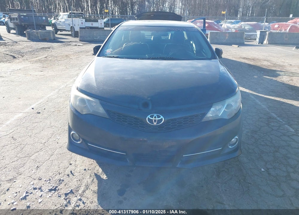 2014 TOYOTA CAMRY SE VIN: 4T1BF1FK4EU752205