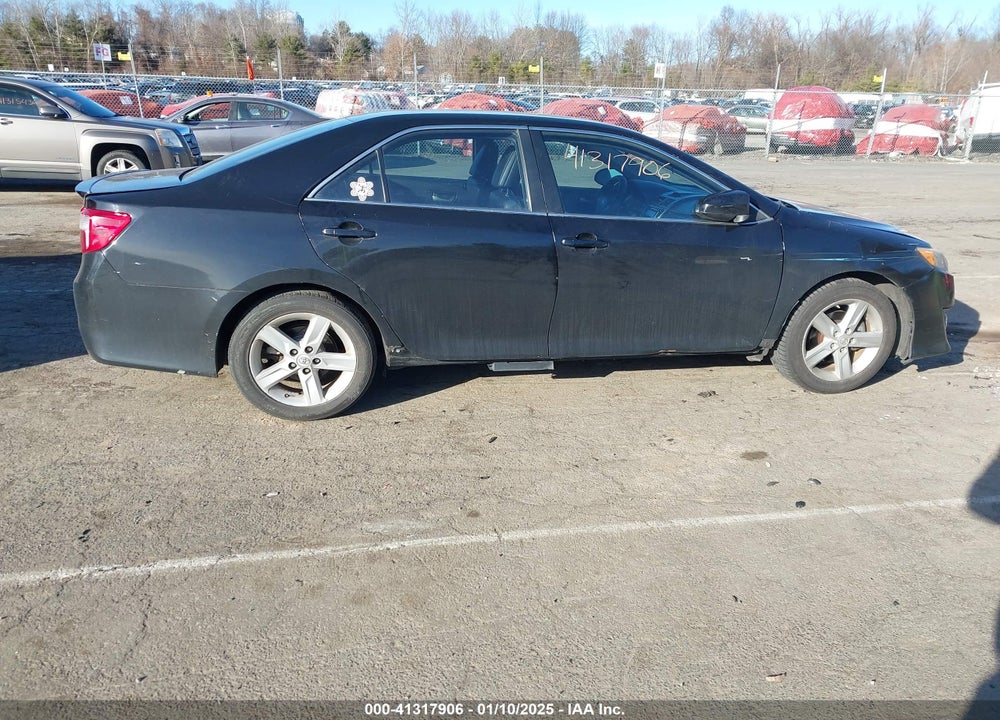2014 TOYOTA CAMRY SE VIN: 4T1BF1FK4EU752205