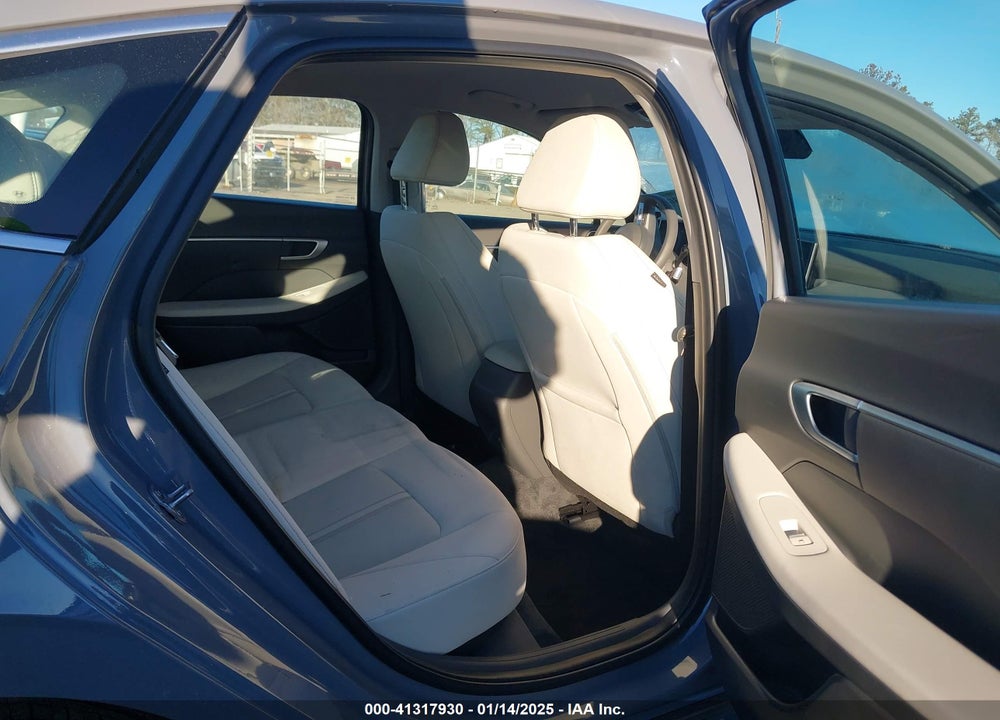 2024 HYUNDAI SONATA SEL VIN: KMHL64JA5RA390736