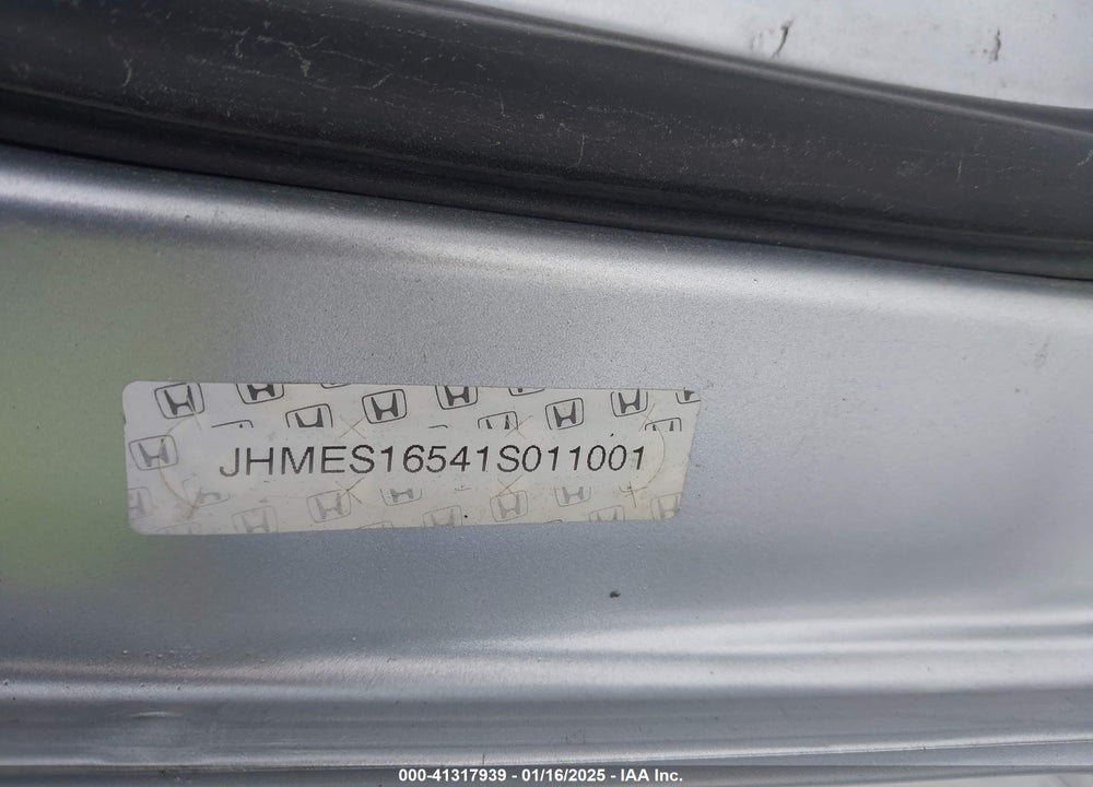 2001 HONDA CIVIC LX VIN: JHMES16541S011001