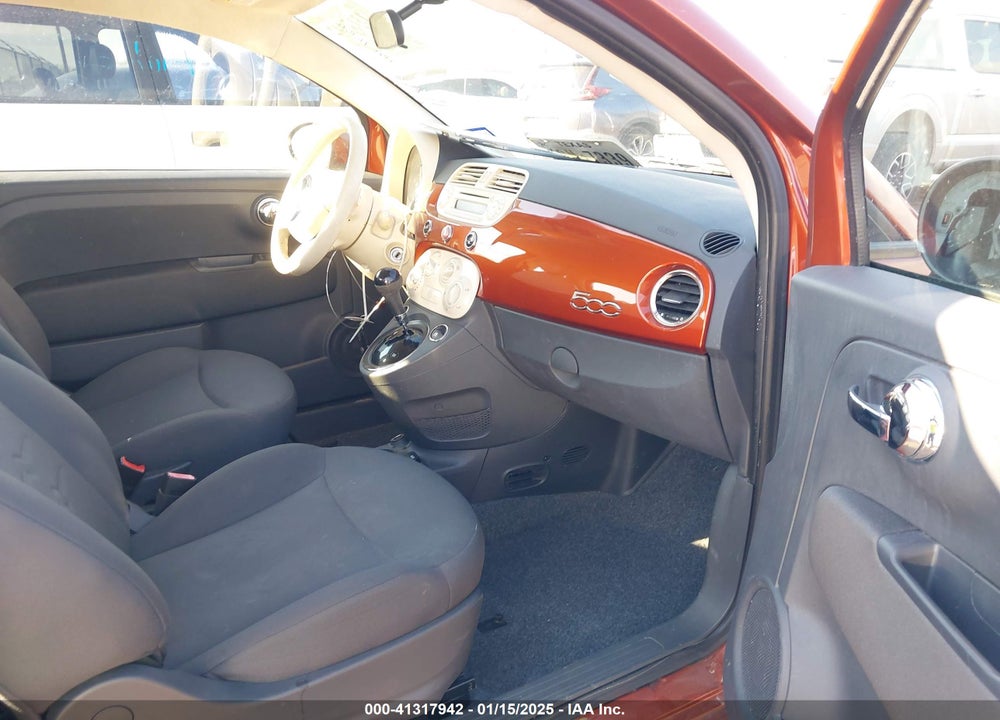 2015 FIAT 500 VIN: 3C3CFFAR9FT636606