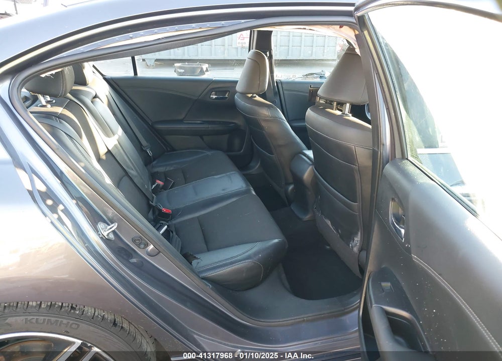 2017 HONDA ACCORD VIN: 1HGCR2F54HA255162