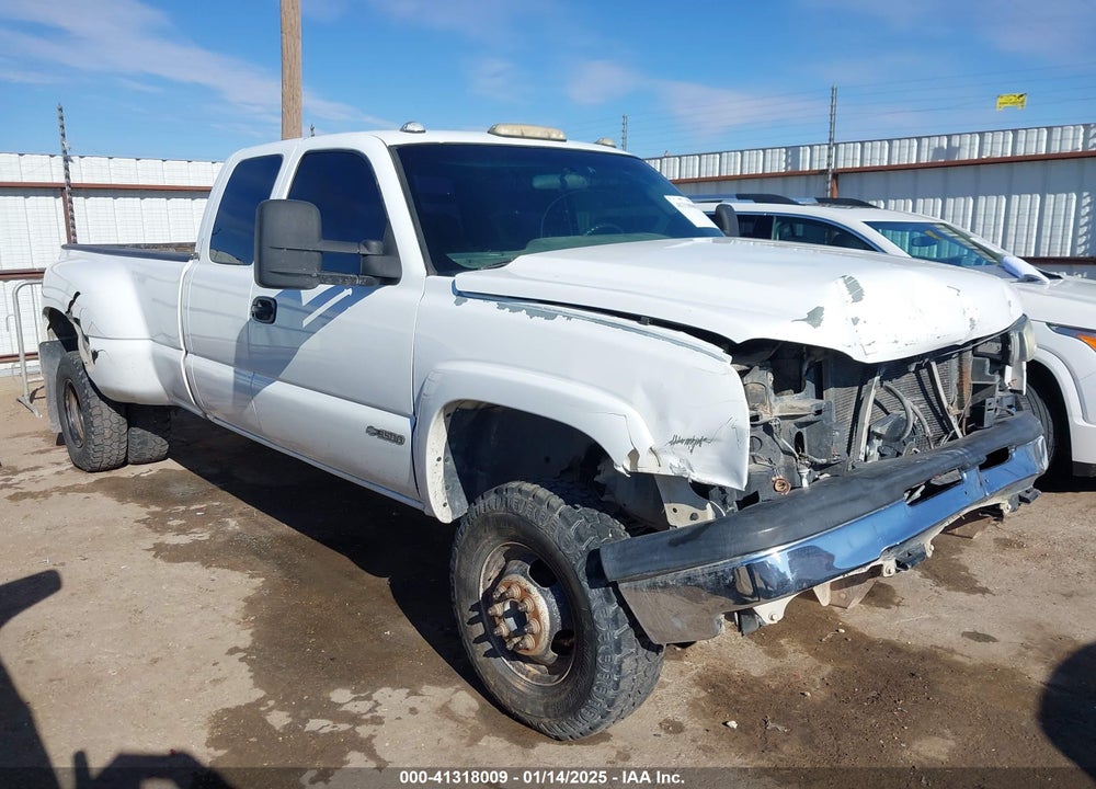 2001 CHEVROLET SILVERADO 3500 LS VIN: 1GCJC39U71F128009