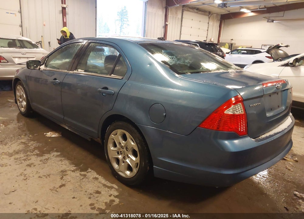 2010 FORD FUSION VIN: 3FAHP0HA7AR215278